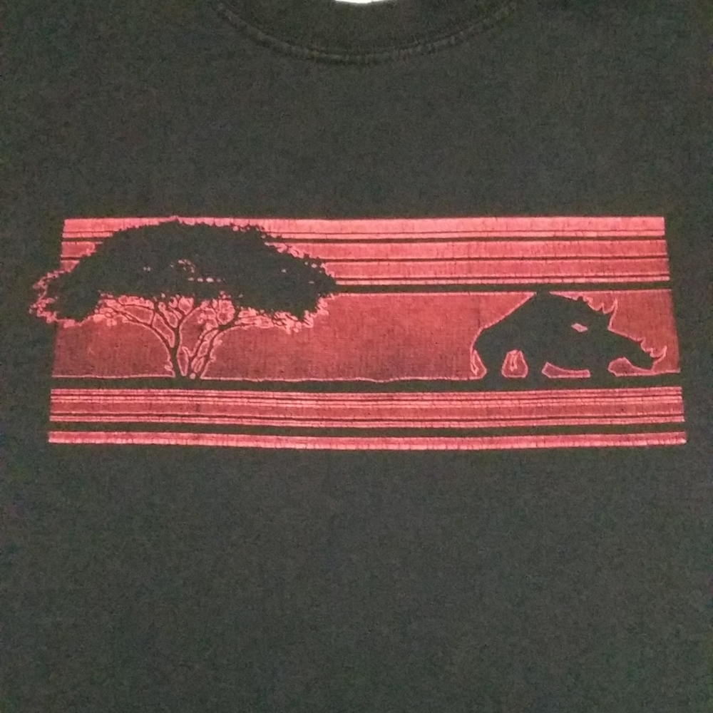 HuffRagz - Men's T-shirt w/ Funny Rhinos